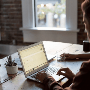 30代から未経験でのプログラミングが簡単ではない理由｜独学は厳しい？